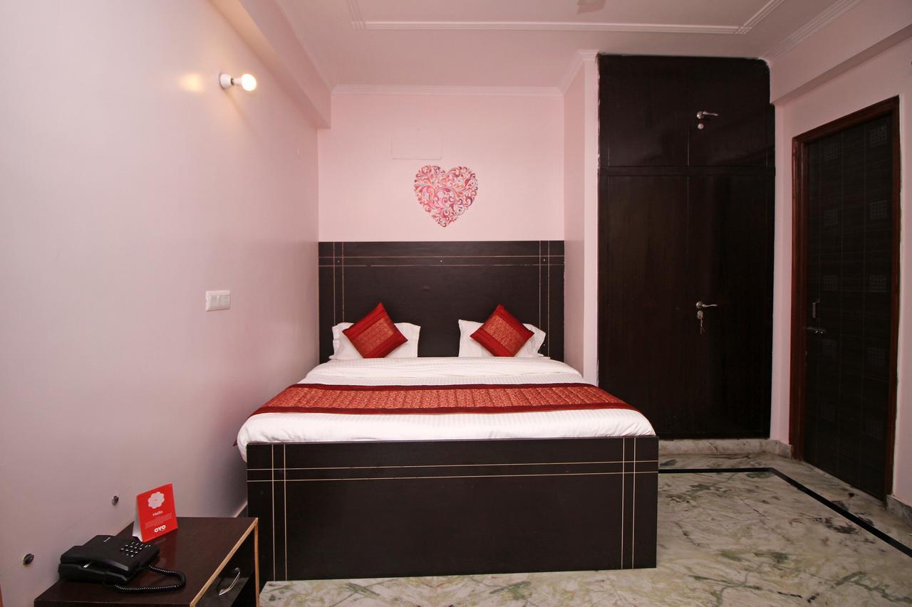 Oyo 9192 Hotel Raghav Residency Ноида Екстериор снимка