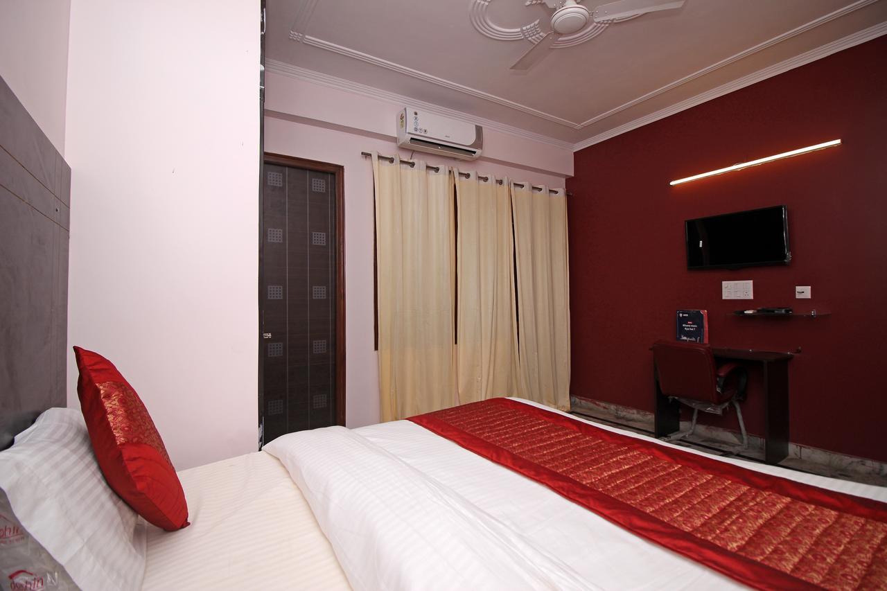 Oyo 9192 Hotel Raghav Residency Ноида Екстериор снимка