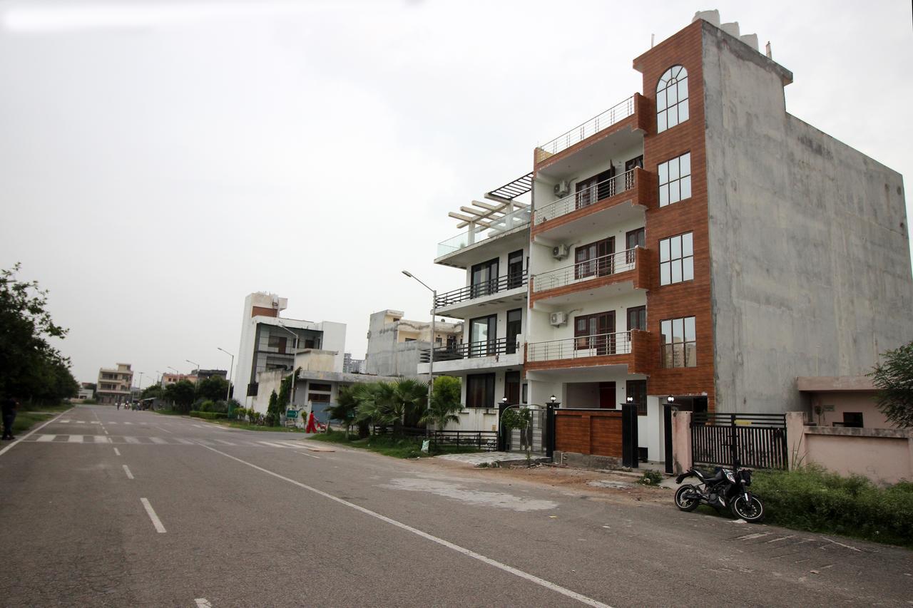 Oyo 9192 Hotel Raghav Residency Ноида Екстериор снимка