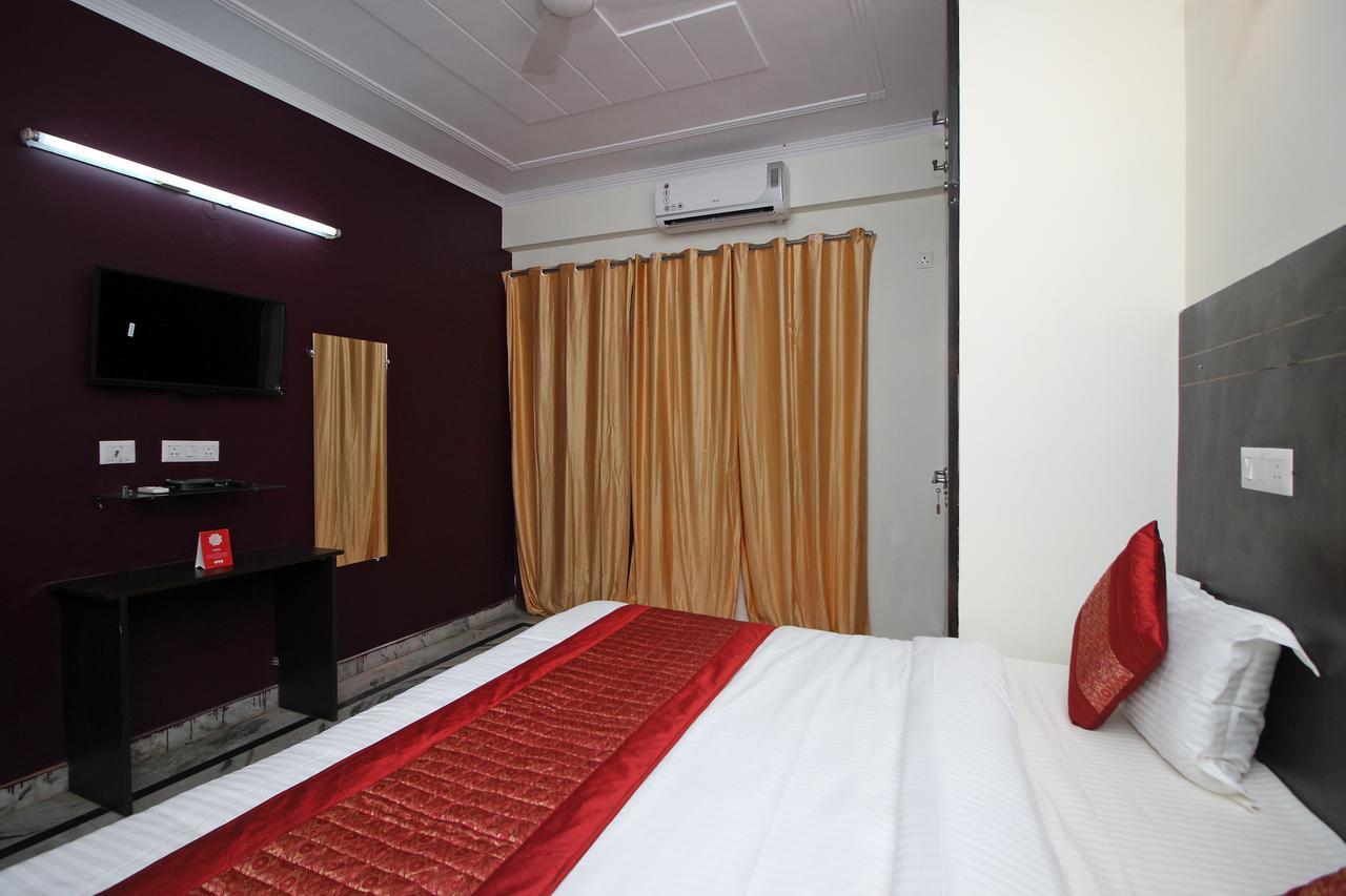 Oyo 9192 Hotel Raghav Residency Ноида Екстериор снимка