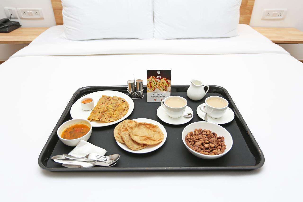 Oyo 9192 Hotel Raghav Residency Ноида Екстериор снимка